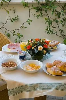 Gennarino Ξενοδοχείο 3*